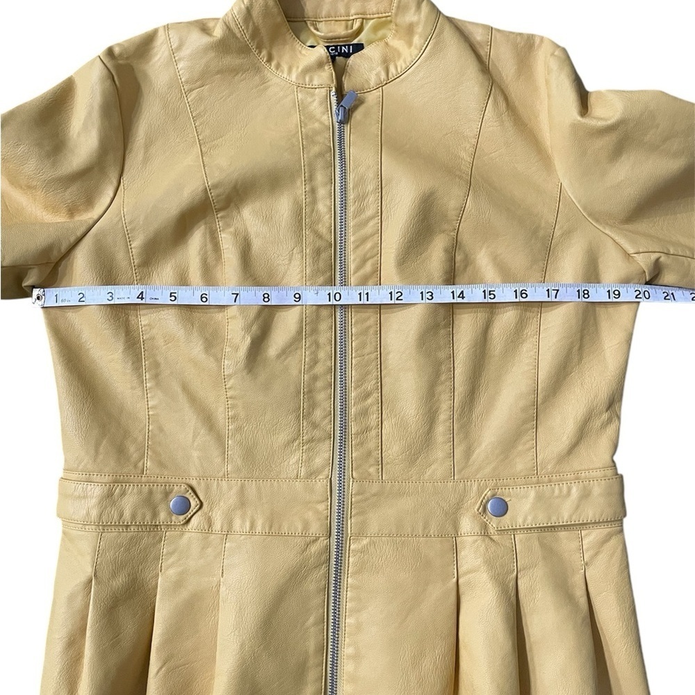 Stylish Baccini Yellow Women's Jacket - Picture 3 of 6